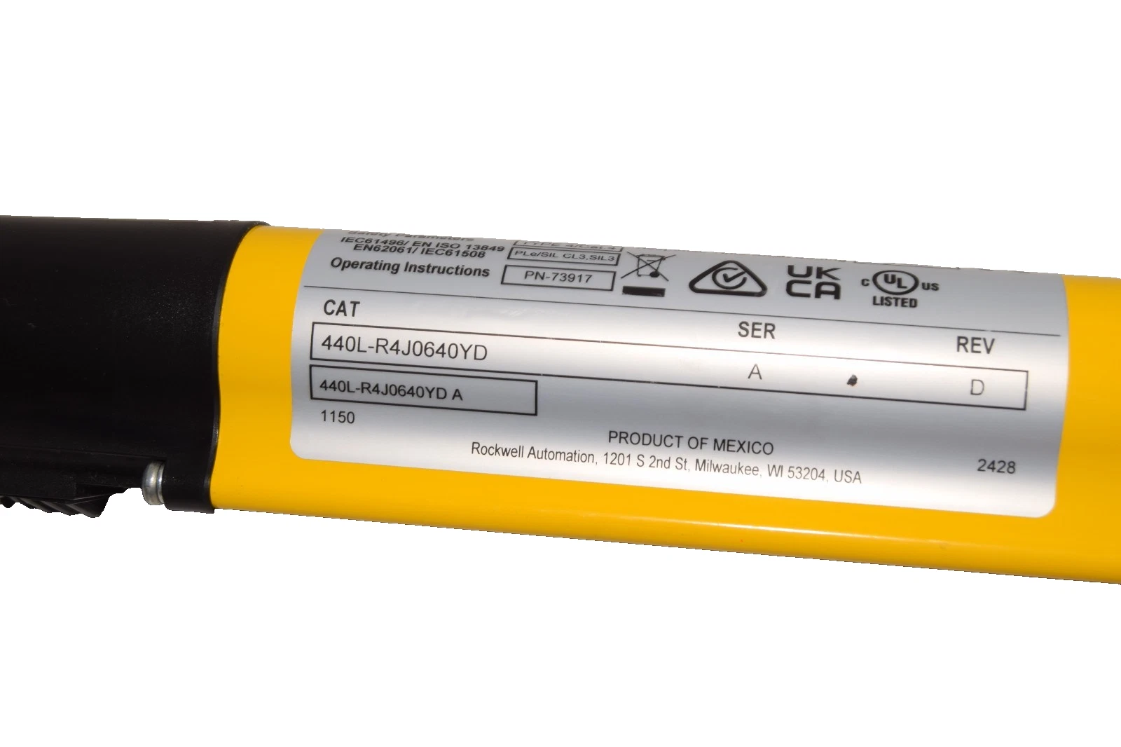 Used Allen Bradley Guardmaster AB Safety light curtain 440L-R4J0640YD Reciever