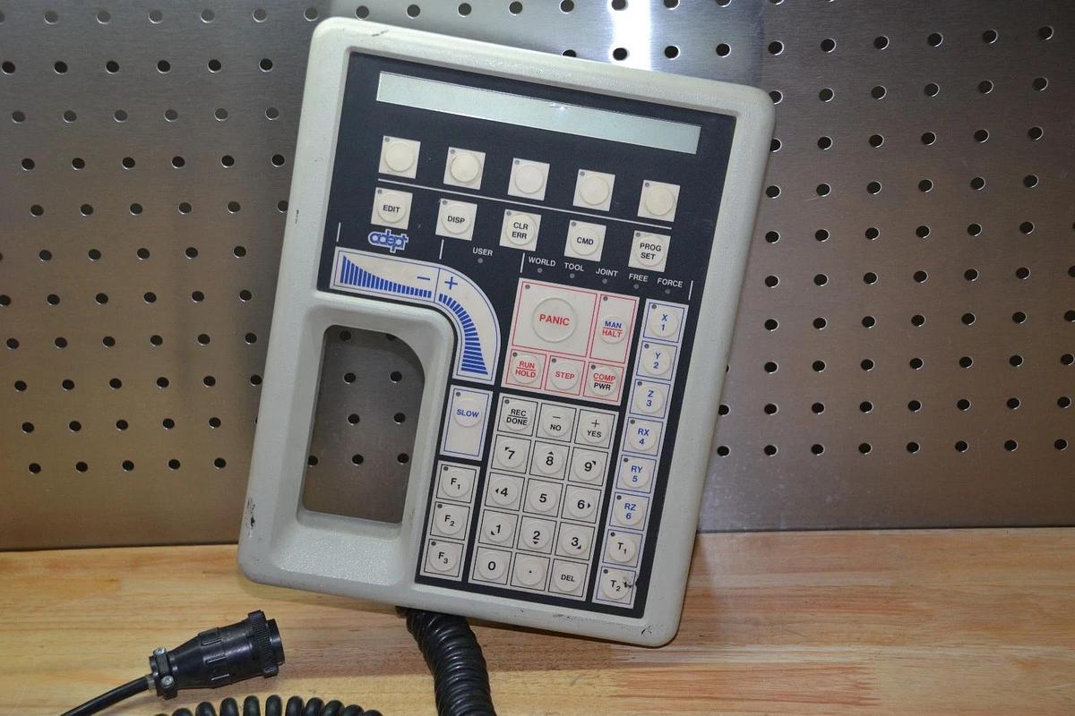 Used ADEPT MODEL 101 ROBOT TEACH MANUAL CONTROL III OPERATOR 3 PENDANT