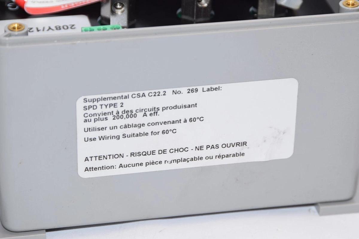 (NEW) SQUARE D SSP02XDSE10A XDSE 208Y 120V Type 2 Surge Protector *Cracked Case*