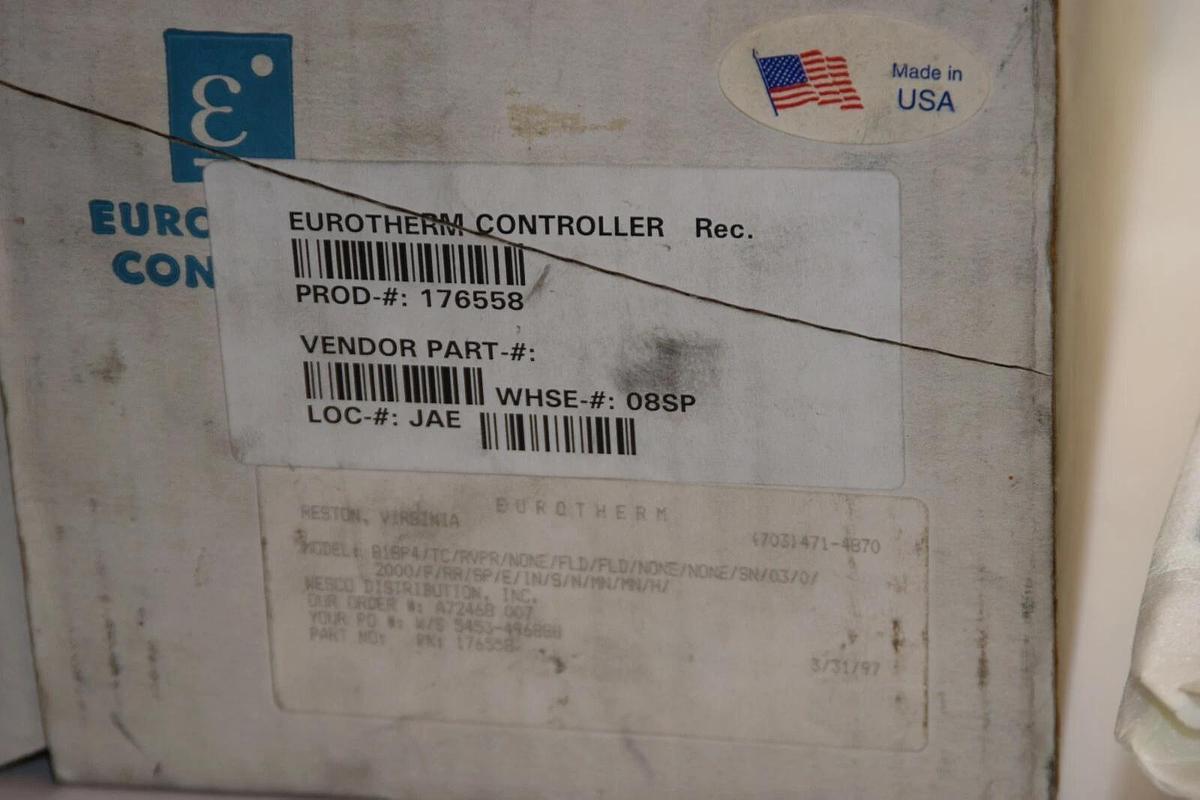 (NEW) EUROTHERM 818P4/TC/RVPR/ 176558 100-240Vac 48-62Hz 8.5W Temp. Controller