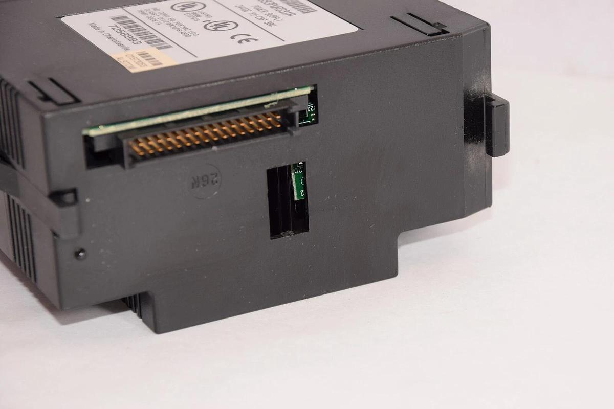 Used GE FANUC , ALSTOM CE693PWR331A 24Vdc Hi-Cap 30W Power Supply Module