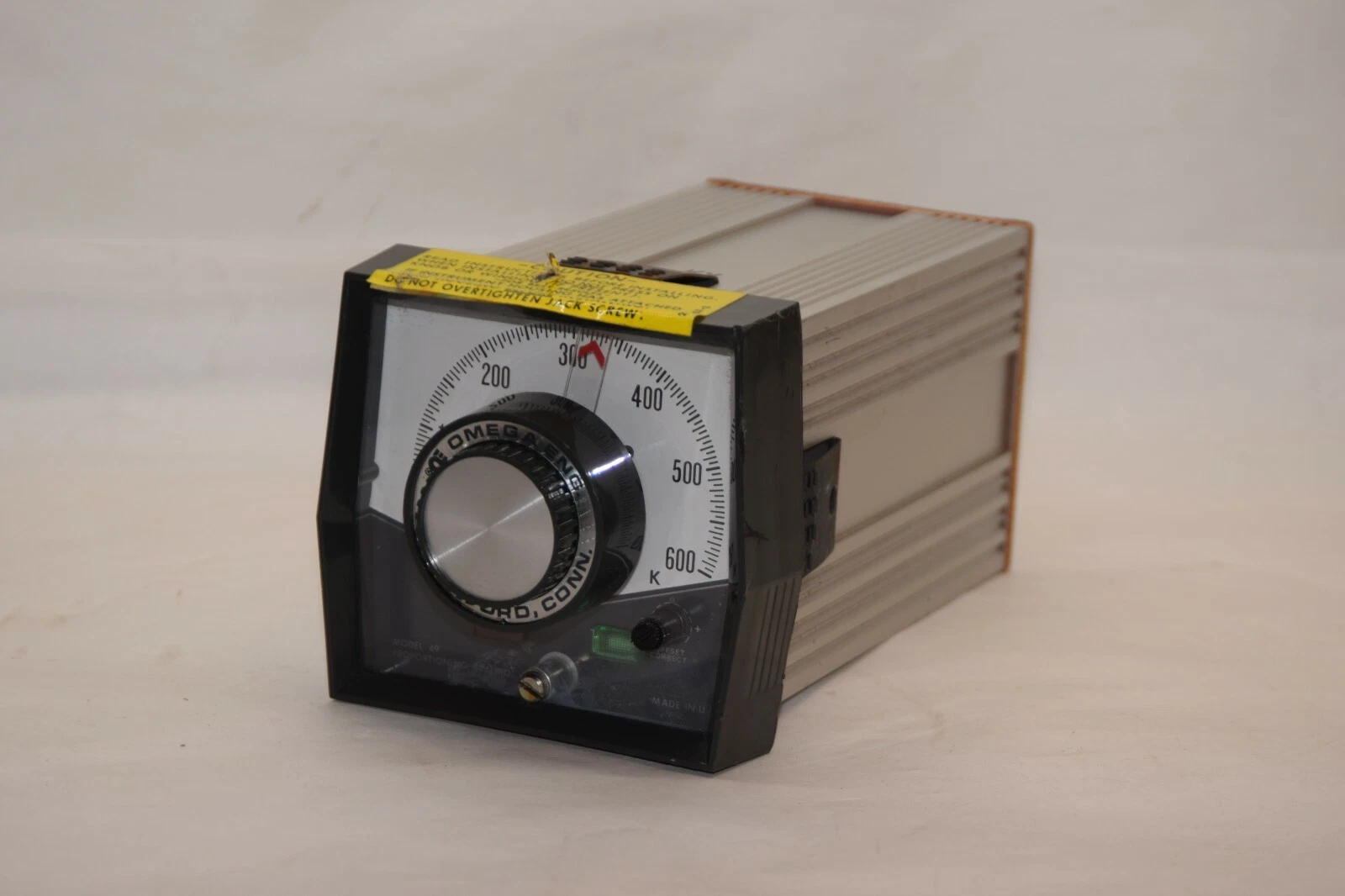 (NEW) OMEGA 49 K-0-600F Proportioning Controller 0-600 Degree USA