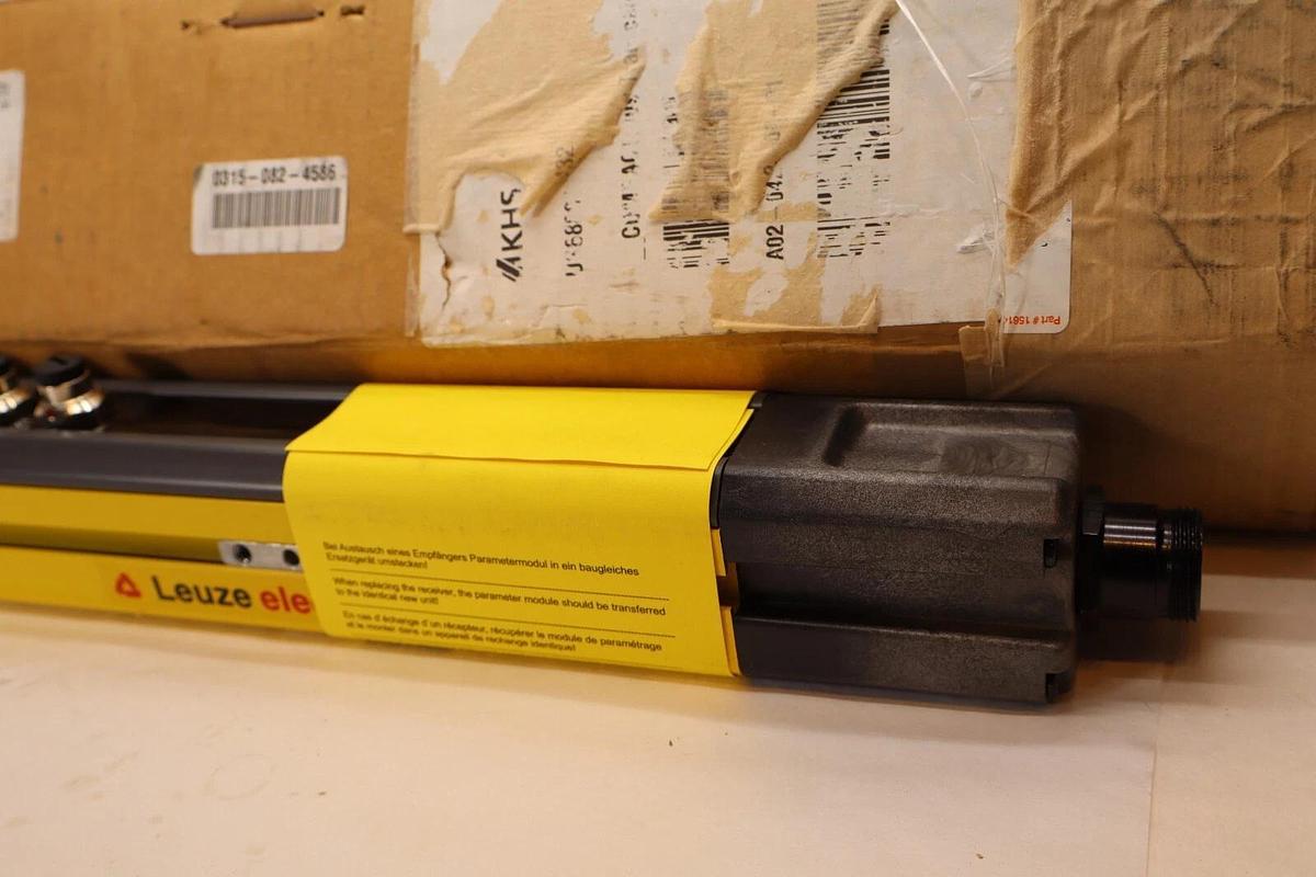 LEUZE COMPACTplus Transceiver Light Curtain CPRT500/2-mx/T3 68801432 (NEW)