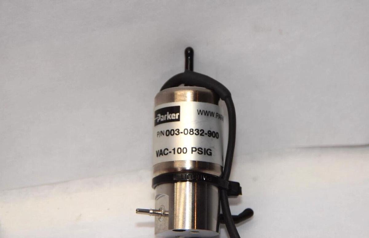 Used PARKER 003-0832-900 Vac-100-PSIG Series 3 Miniature Valve
