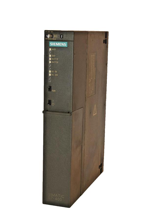 Used SIEMENS 6ES7 407-0KA01-0AA0 6ES7 9520KH000AA0 Power Supply