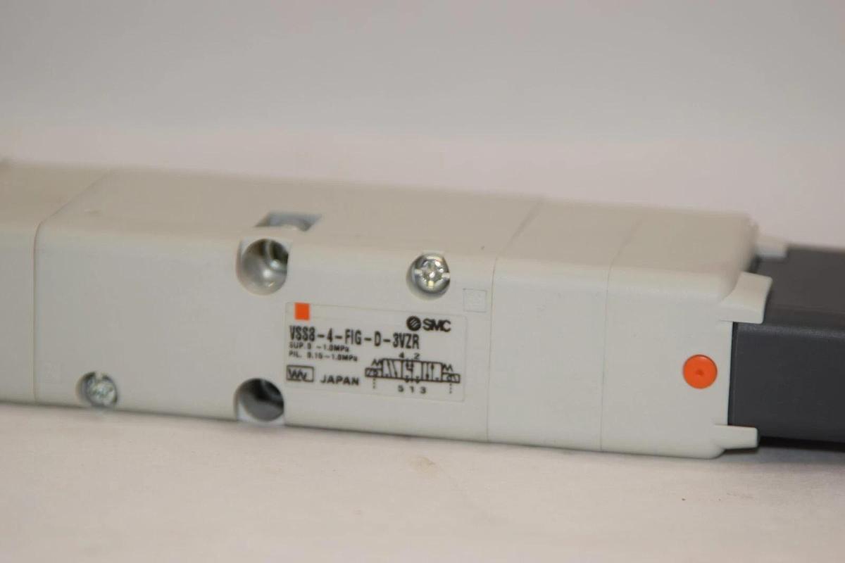 (NEW) SMC VSS8-4-FIG-D-3VZR 0-1.0MPa / 0.15-1.0MPa Solenoid Valve
