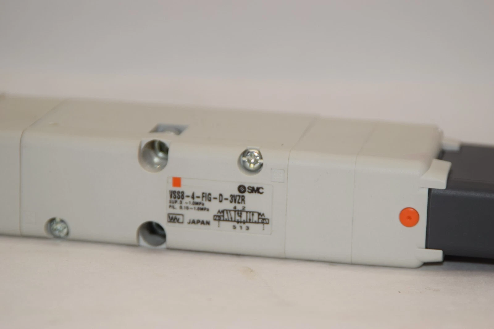 (NEW) SMC VSS8-4-FIG-D-3VZR 0-1.0MPa / 0.15-1.0MPa Solenoid Valve