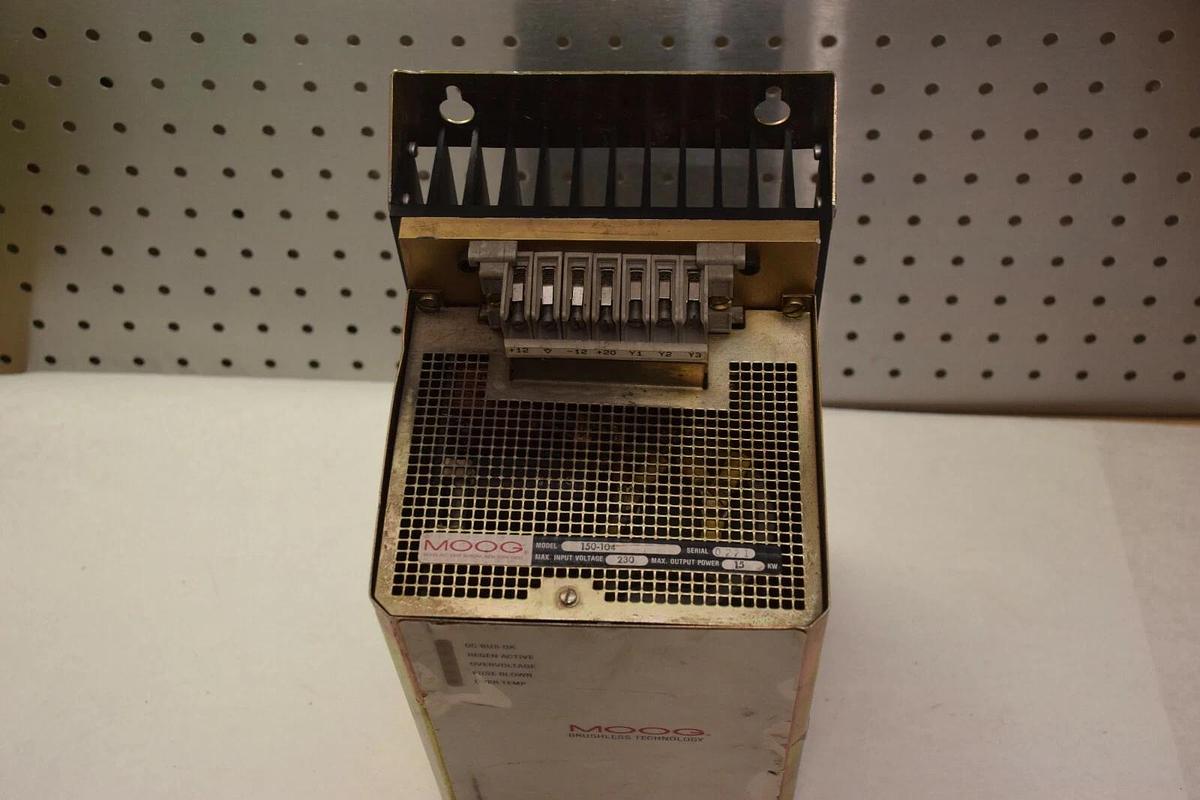 Used MOOG 150-104 Brushless servo motor control Power Supply 15KW 230V