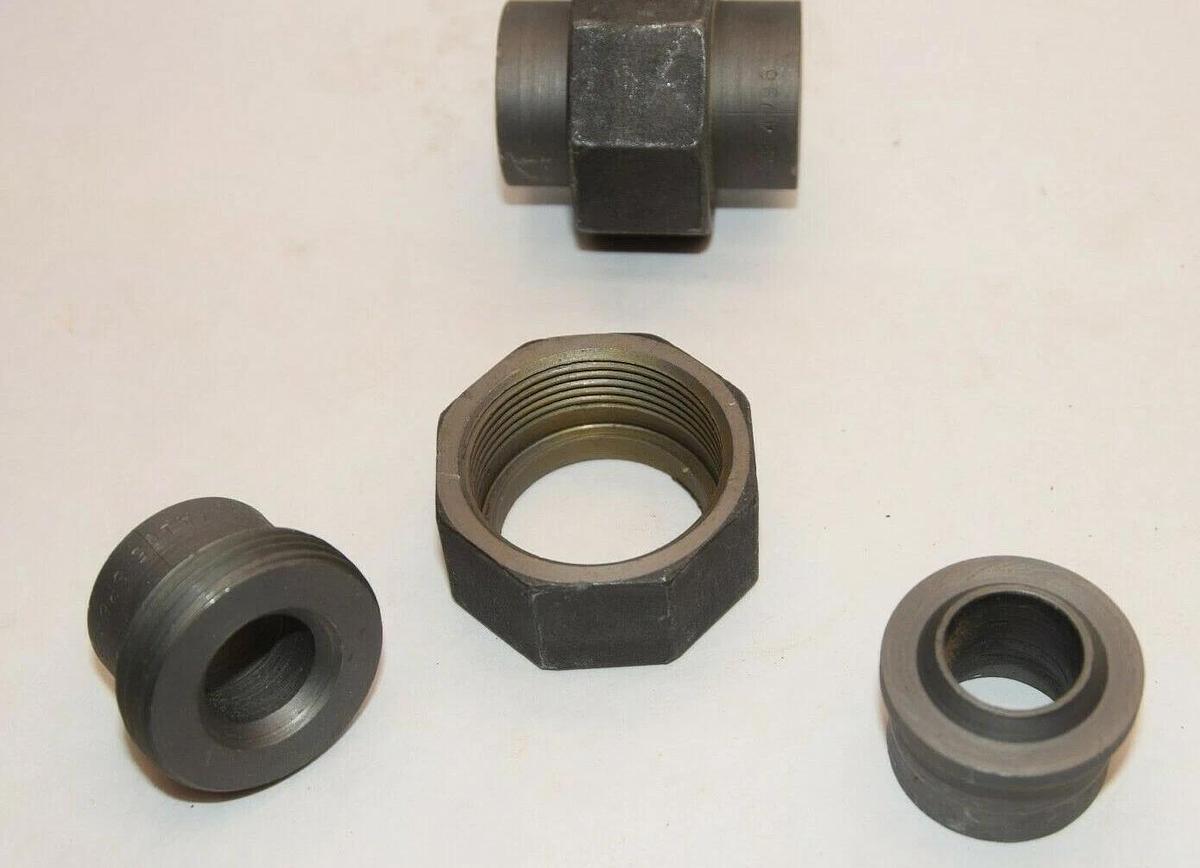 (NEW) Lot of 2 BONNEY / SHELL OIL Co. SA/A105 3/4" 4550241432 Fitting