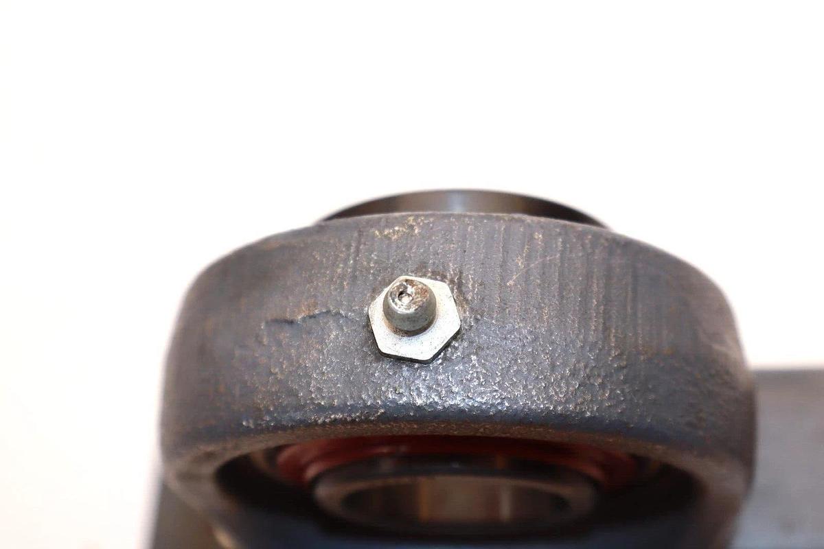 LINK-BELT Take Up NT3-U223H-9 1-7/16" NT3-223 Takeup 2-Bolt Bearing Assembly NEW