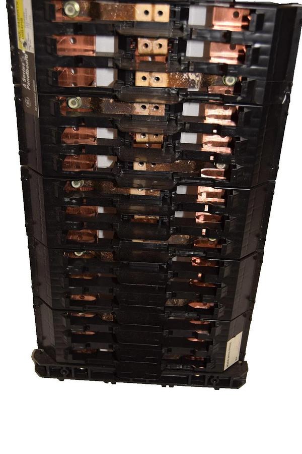 Used General Electric / GE AQL3422ATX 225Amp 3Ph Main Lug Panelboard Interior *Only*