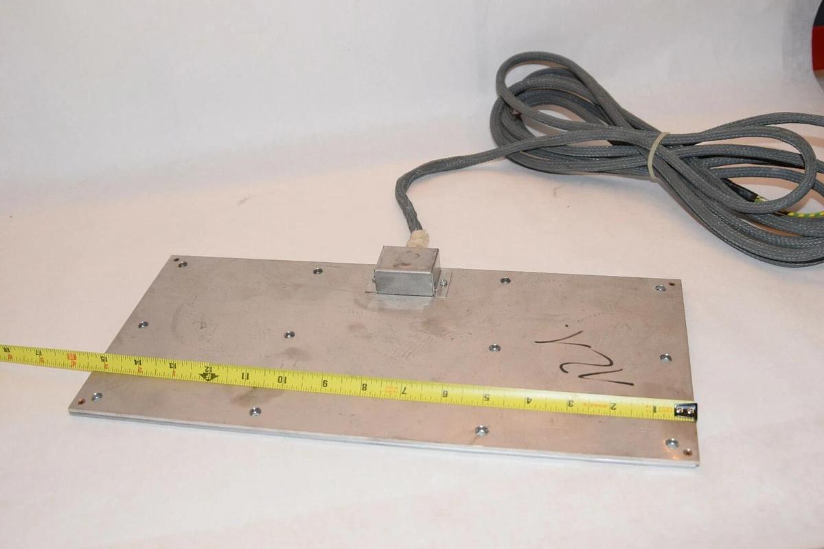 (NEW) ELEG 230V 1.7kW 41.104A203 Approx. 15" x 7" Heating Element Plate