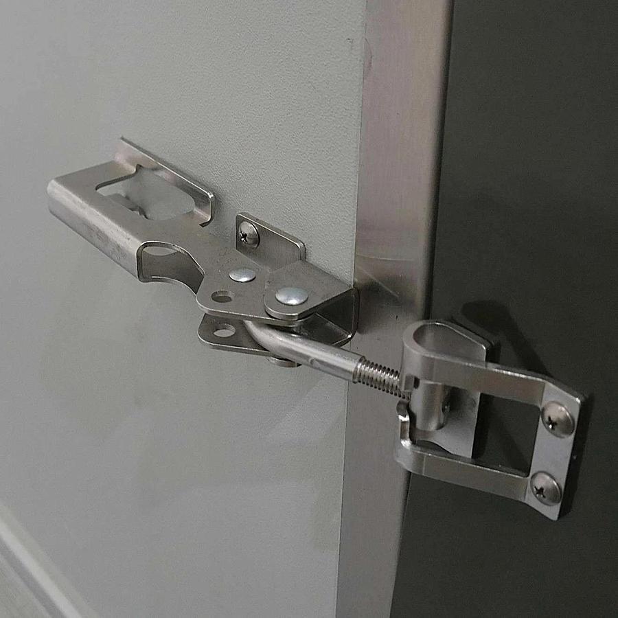 Used So-Low Ultra Low U85-18 Freezer, Upright Commercial Lab Freezer