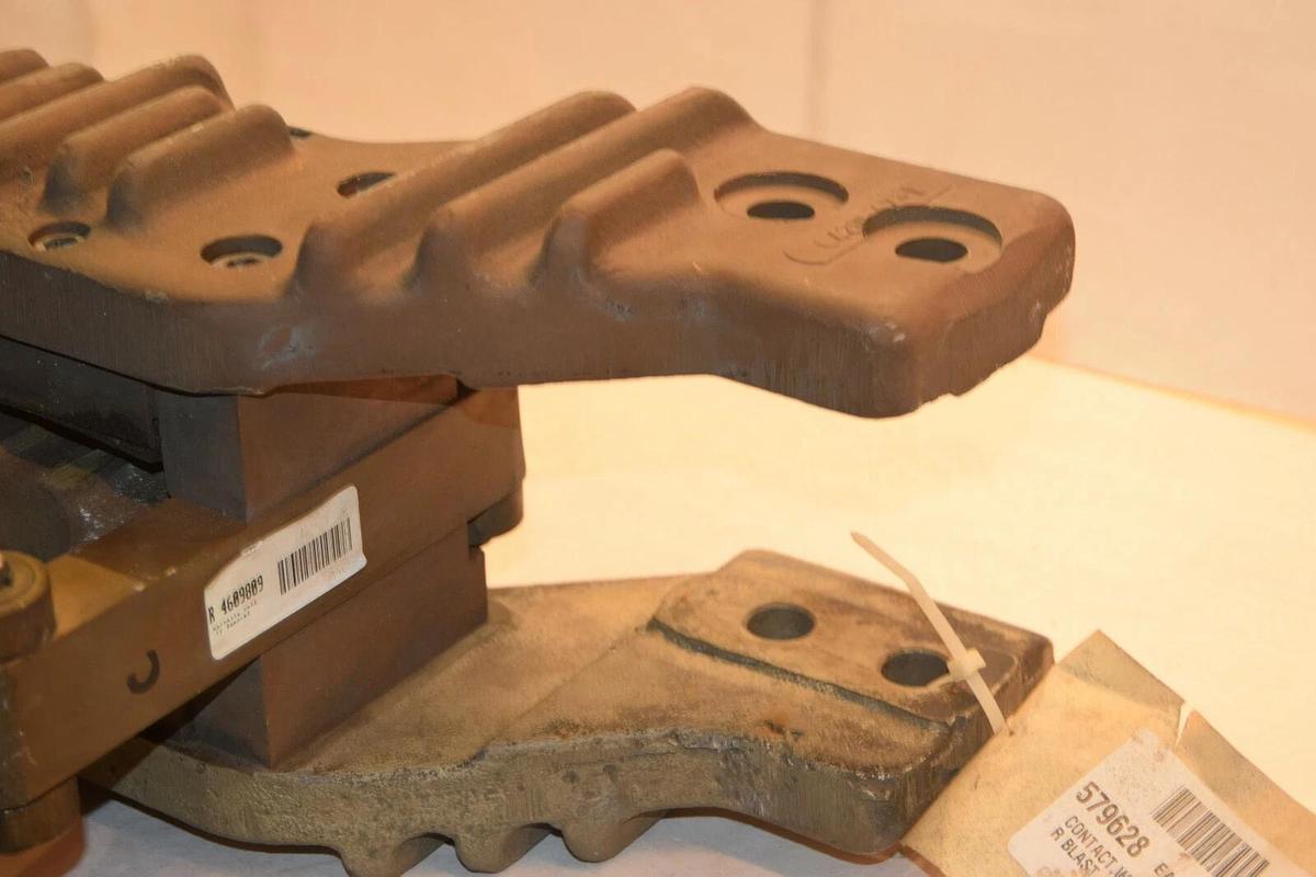 Used GE Contact Wiping Breaker ARA AL-R BLAST 579628  MAGNE-BLAST Circuit ARA Al-R