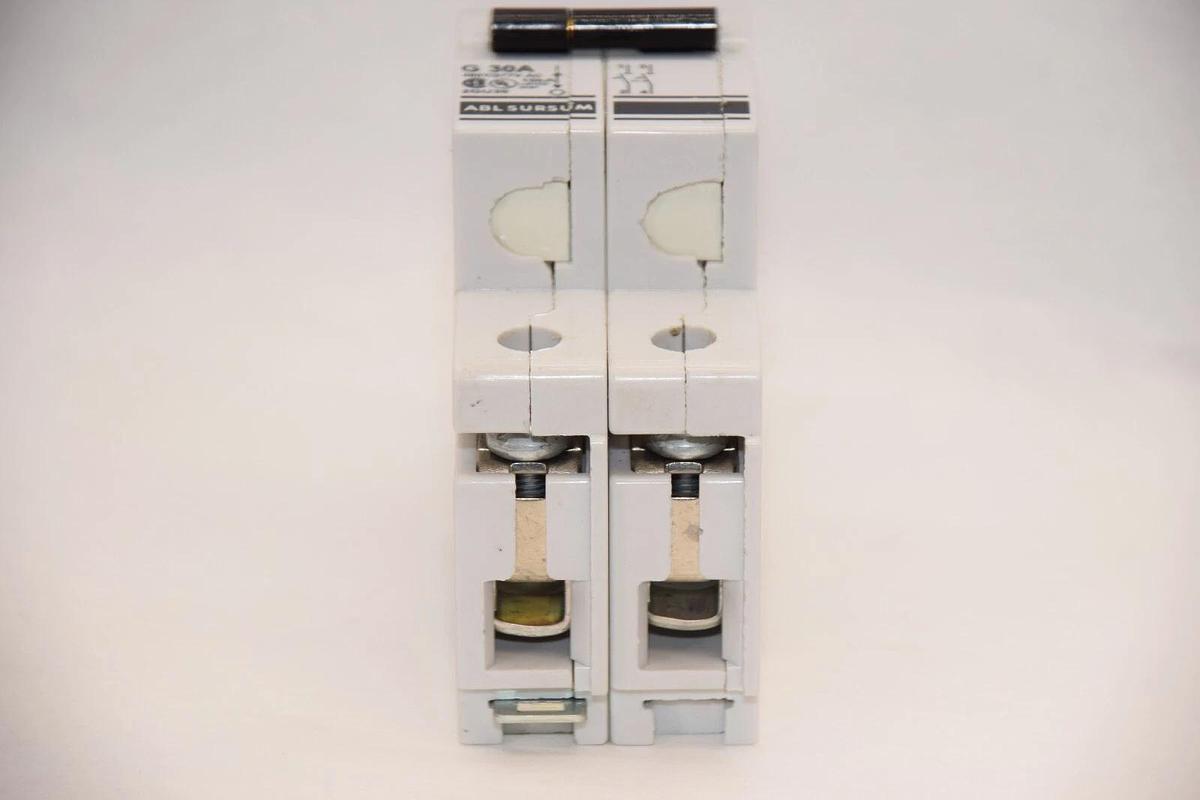 Used ABL SURSUM G 30A 30A 30 Amp 480Y/277V AC 10KA 2GU30 2 POLE 2p