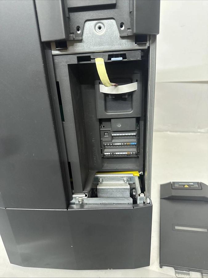 Used SIEMENS 6SE6440-2UC31-1DA1 Micromaster 440 42A 0-650Hz Inverter Drive