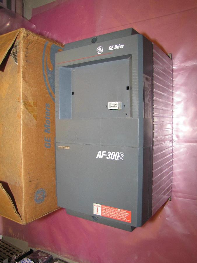 GE AF-300 AF-300B Drive 6VAF343003B-A2 6VAF343003BA2 6VAF343003B 3hp 460v NEW