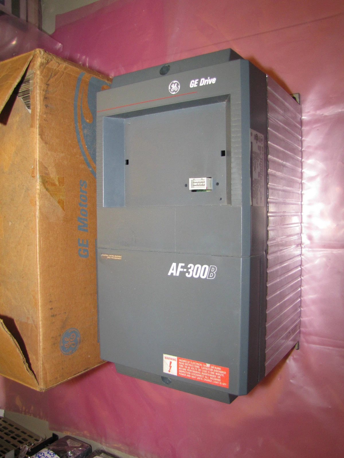 GE AF-300 AF-300B Drive 6VAF343003B-A2 6VAF343003BA2 6VAF343003B 3hp 460v NEW