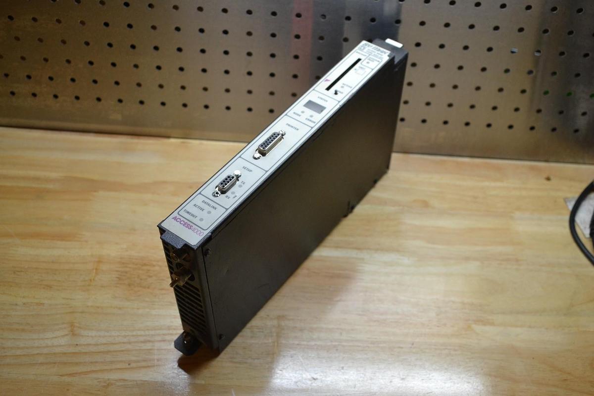 Used SQUARE D SY/MAX Access 4000 8010 AXS-211 8010AXS211 Ser A1/A2 ASM-4000