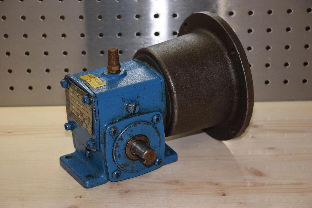 Used Drive Textron Cone Drive Gear Speed Reducer MH015A906-1-05 MH015A906 Opt 01 5:1