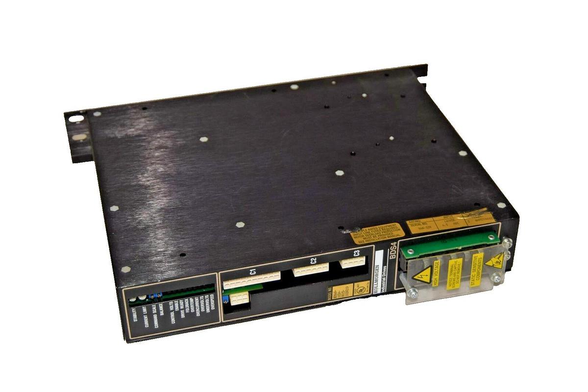 Used KOLLMORGEN Servo Drive BDS4A-103H-0015-102A21P Input 140Vdc Output 115Vac