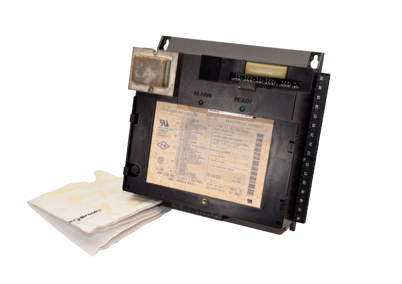 Used CLEAVER BROOKS 833-2415 120Vac Chassis Module