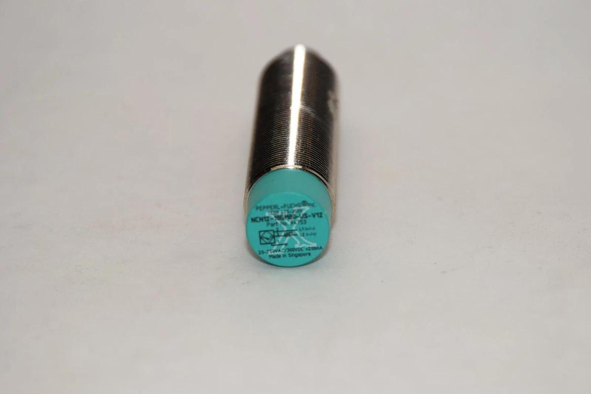 (NEW) PEPPERL + FUCHS NCN12-10GM80-US-V12 94753 20-250Vac Proximity Sensor