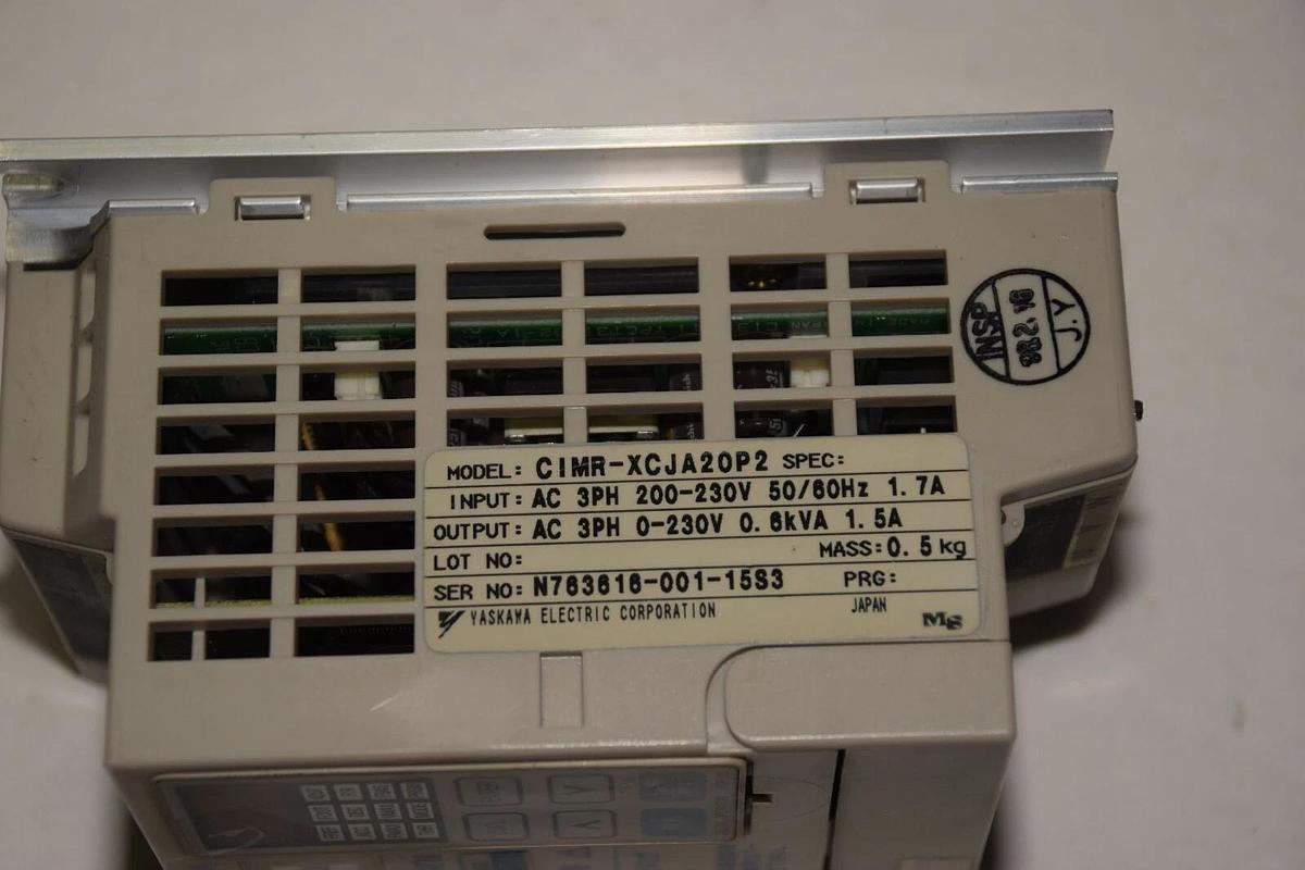 Used YASKAWA CIMR-XCJA20P2 200V 3 PHSE 0.2kW VS MINI INVERTER