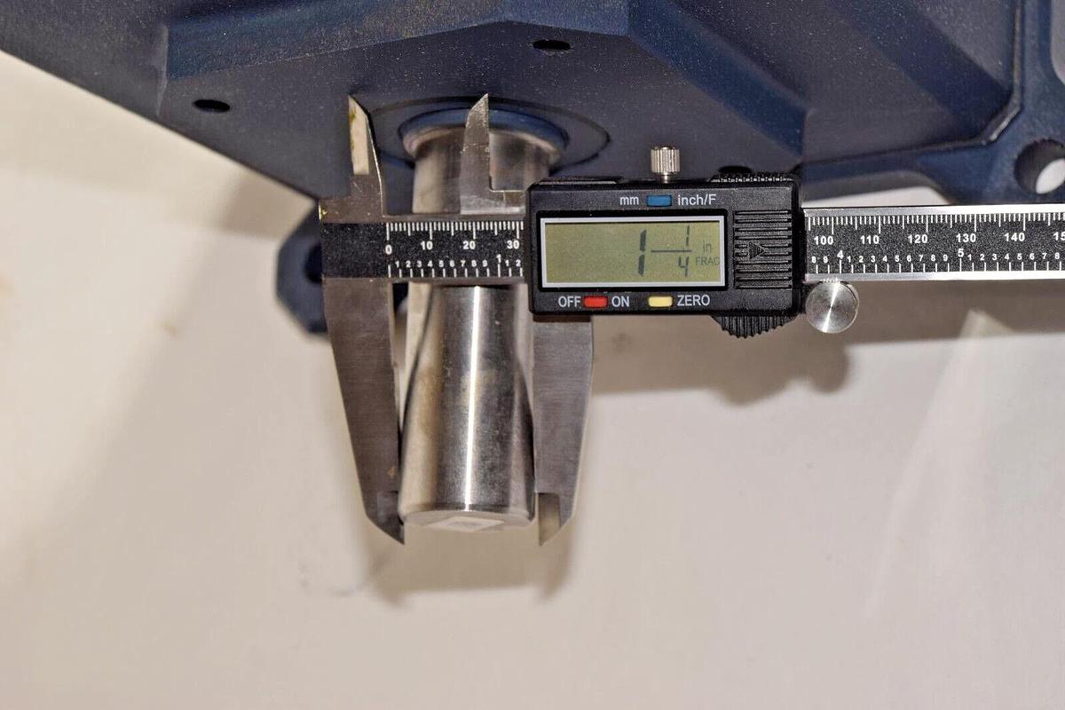 Grove Gear IronMan Gear Box Reducer GR8305527.00 GR-DTM-830-2000-L2-56 SP 2000:1