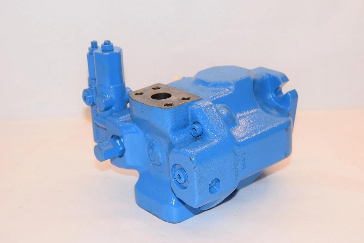 (NEW) REXROTH R910946934/000 A10VS018DFR/31R-PKC62N00 Hydraulic Pump