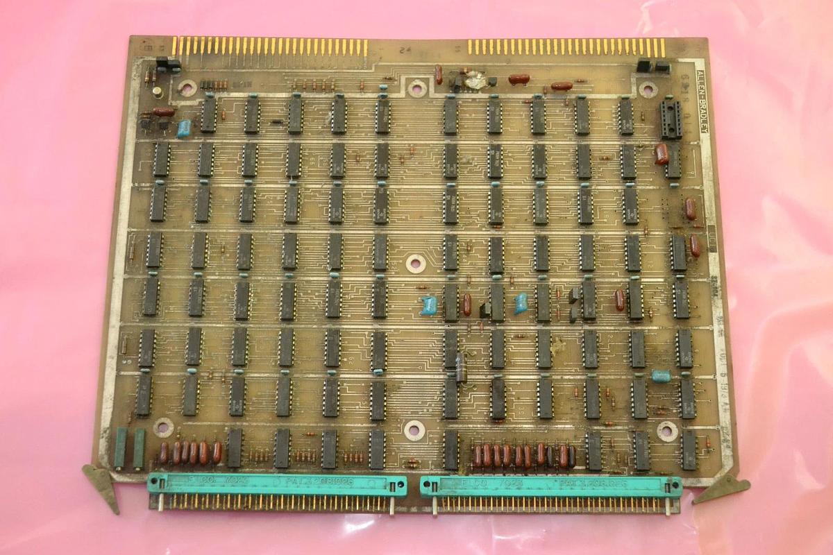 Used ALLEN BRADLEY CIRCUIT BOARD CARD 7300-UCI-2 7300 UCI 2 634384E-90 634384E 90