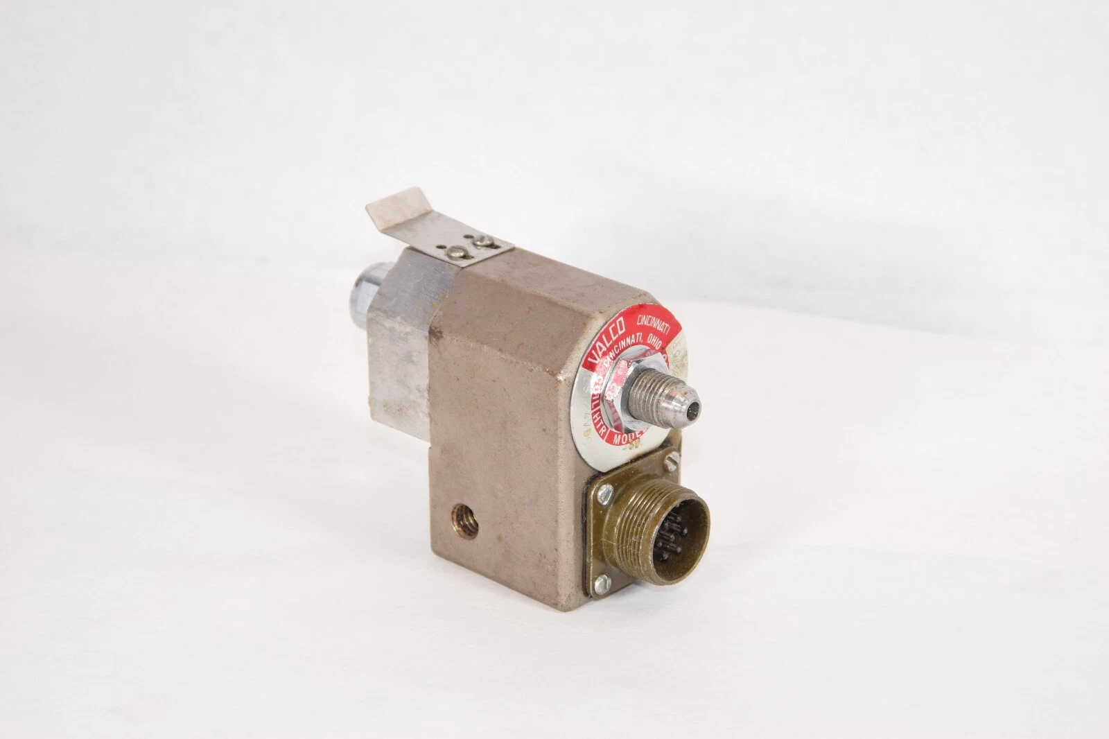 Used VALCO 703XX163 Model 480 10S/24Vdc Solenoid Valve Glue Control Valve