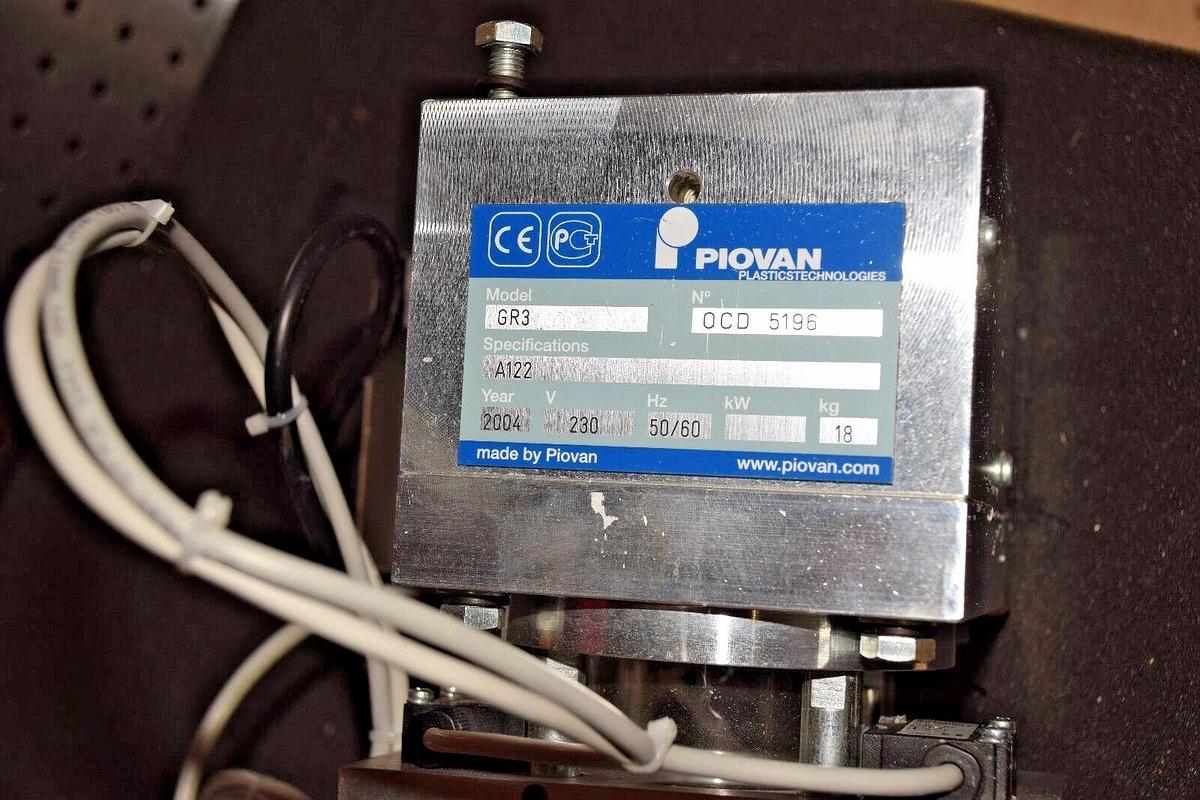 Used Piovan GR3 Easy2 System Material Loader (Missing Lower Bowl)