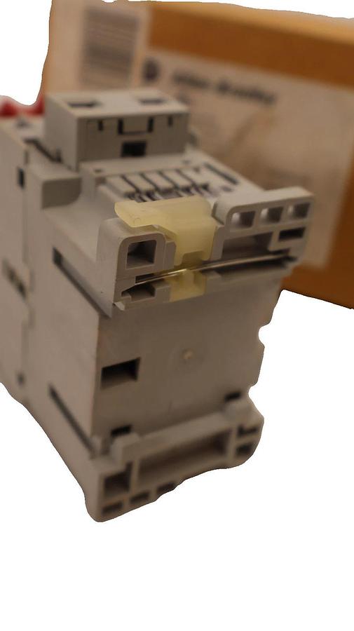 Allen Bradley 100S-C09J14C Series A 24V Coil Guardmaster Safety Contactor (New)