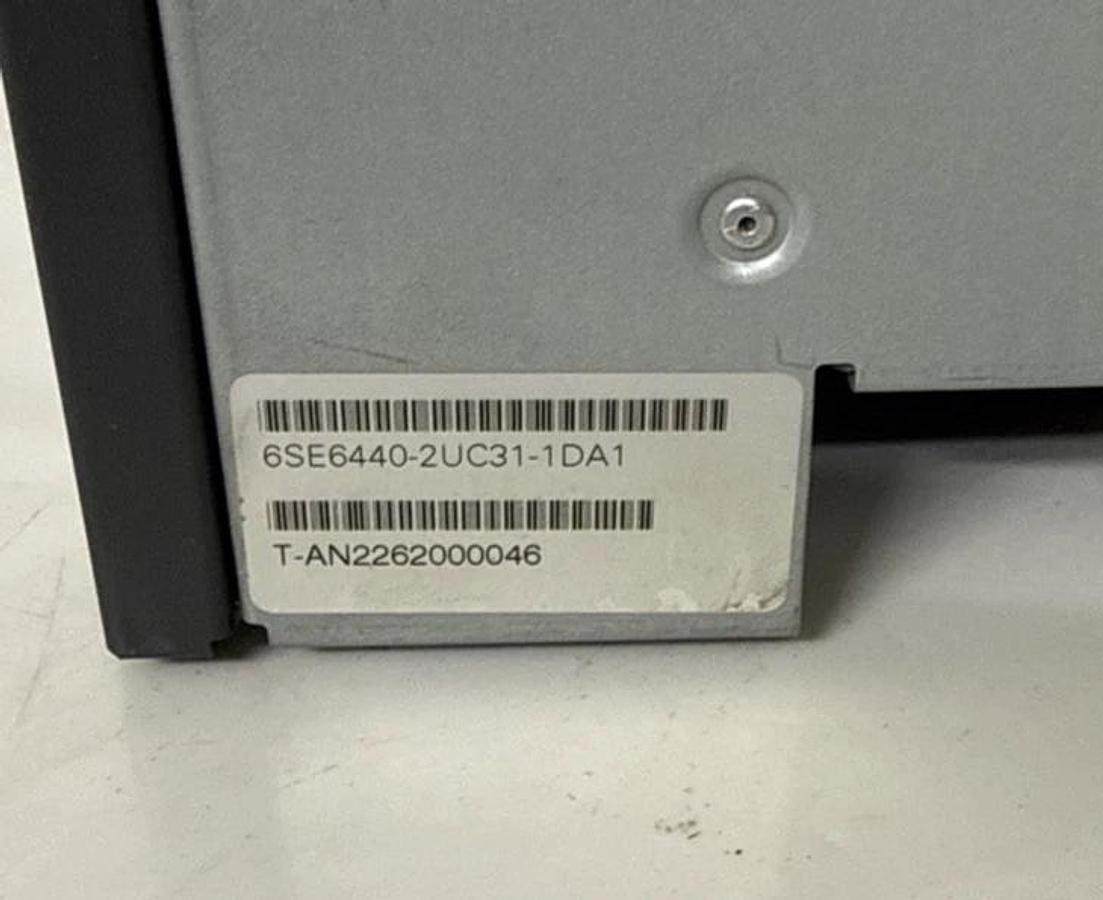 Used SIEMENS 6SE6440-2UC31-1DA1 Micromaster 440 42A 0-650Hz Inverter Drive