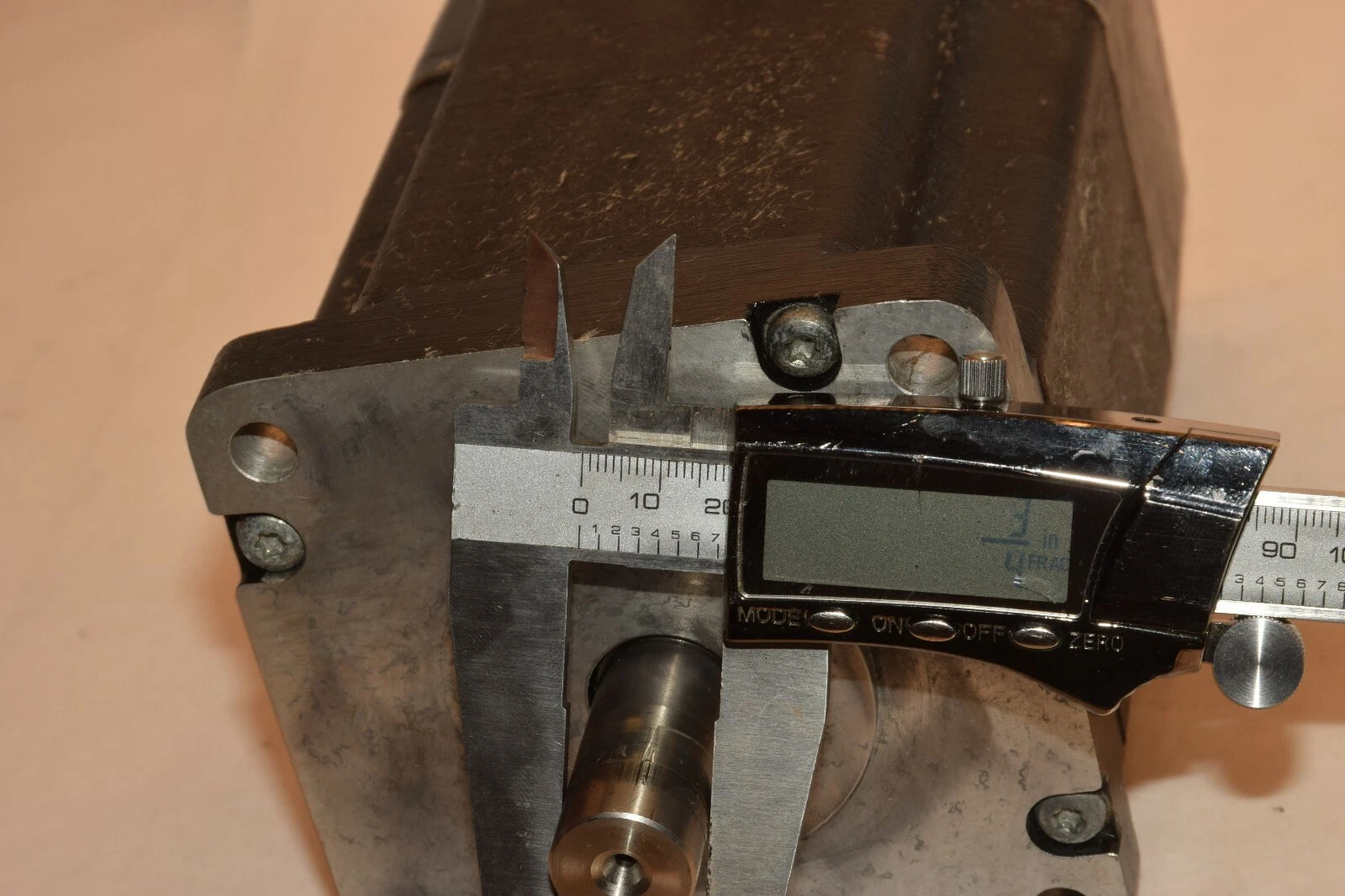 Used BERGER LAHR VRDM31117/50LWBOO VRDM31117/50LWB 230Vac 4,1Arms Servo Motor
