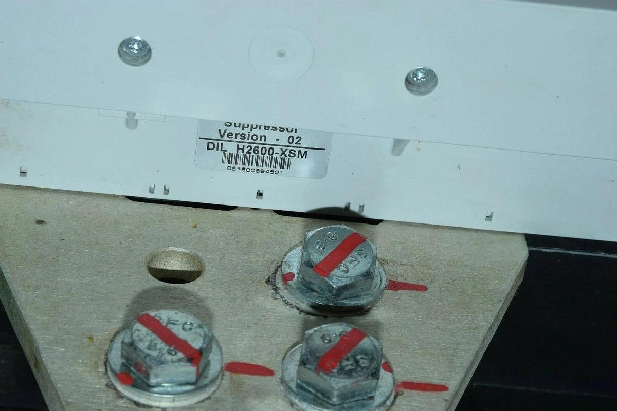 Used Cutler-Hammer Eaton DIL M1600 XTCEC16R  1600AMP  Contactor  DILM1600 XTCEC16R