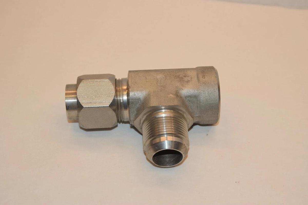 NEW PH 319-05582 1" NPT TEE TUBE FLAIR T Fitting STAINLESS STEEL Swagelok ?