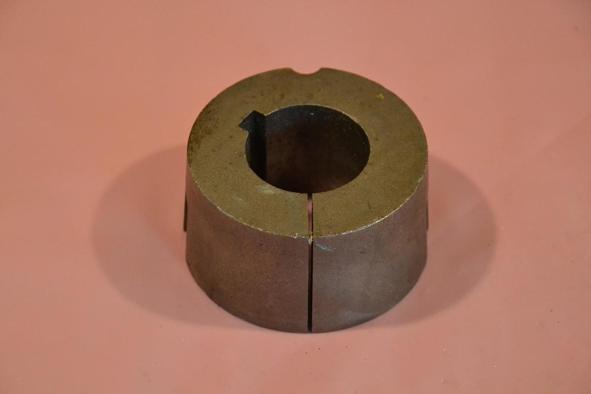 USA TAPE LOCK BUSHING 1 5/8" 2517 NEW