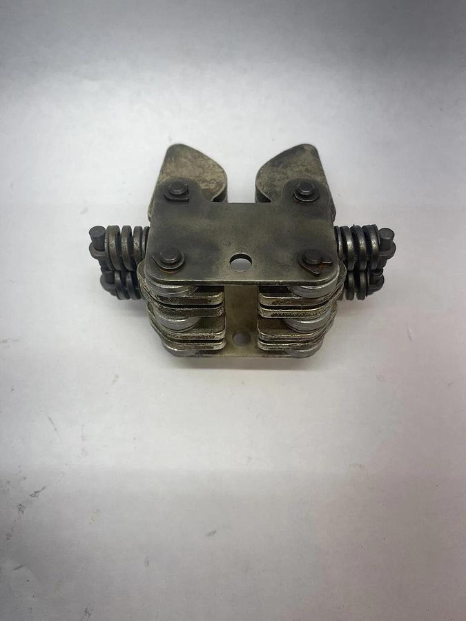 Used Cutler hammer Westinghouse  600A PRIMARY DISCONNECT ASSEMBLY