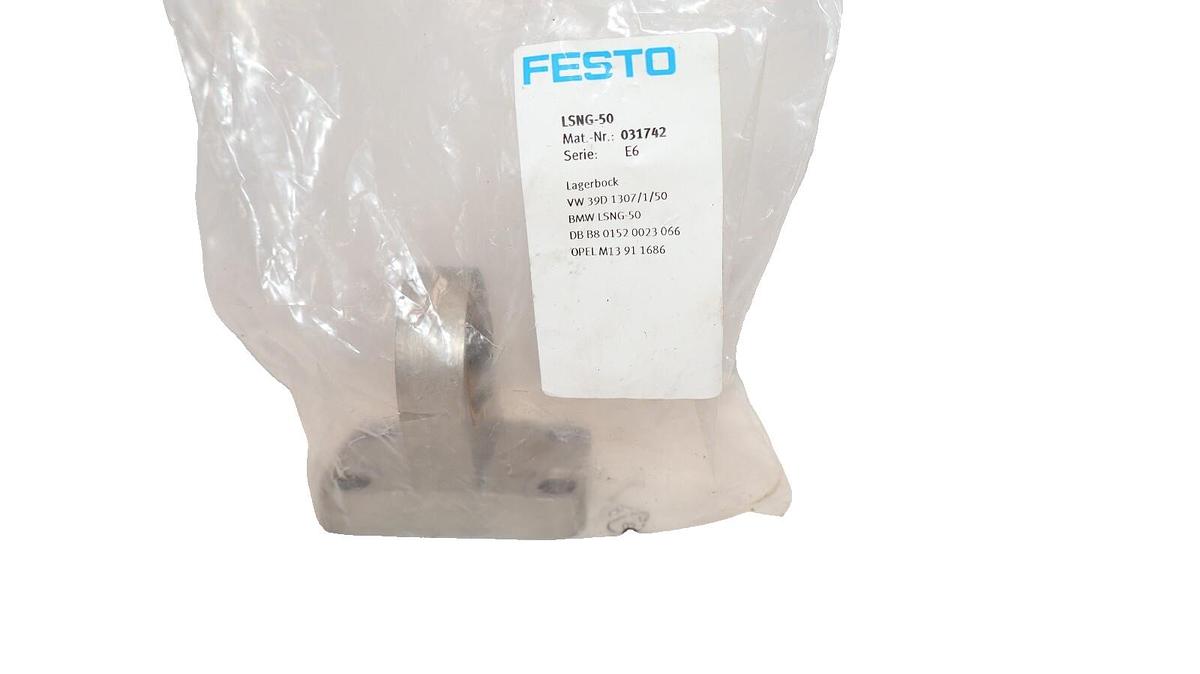 (NEW) FESTO LSNG-50 , LSNG50 , 031742 Clevis Foot Mount Bearing