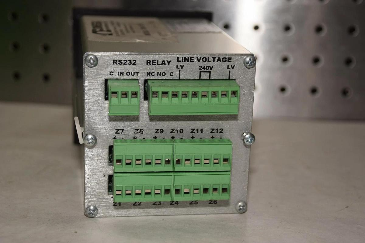 Used Omega Temperature Controller CN600 CN612TC2