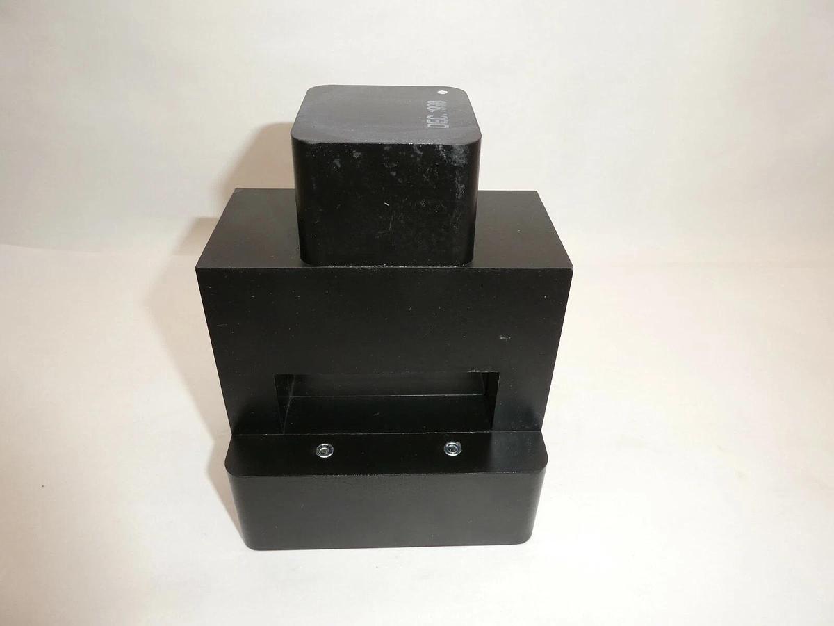 (NEW) MERLIN GERIN 685 527A 685527A Neutral Current Sensor