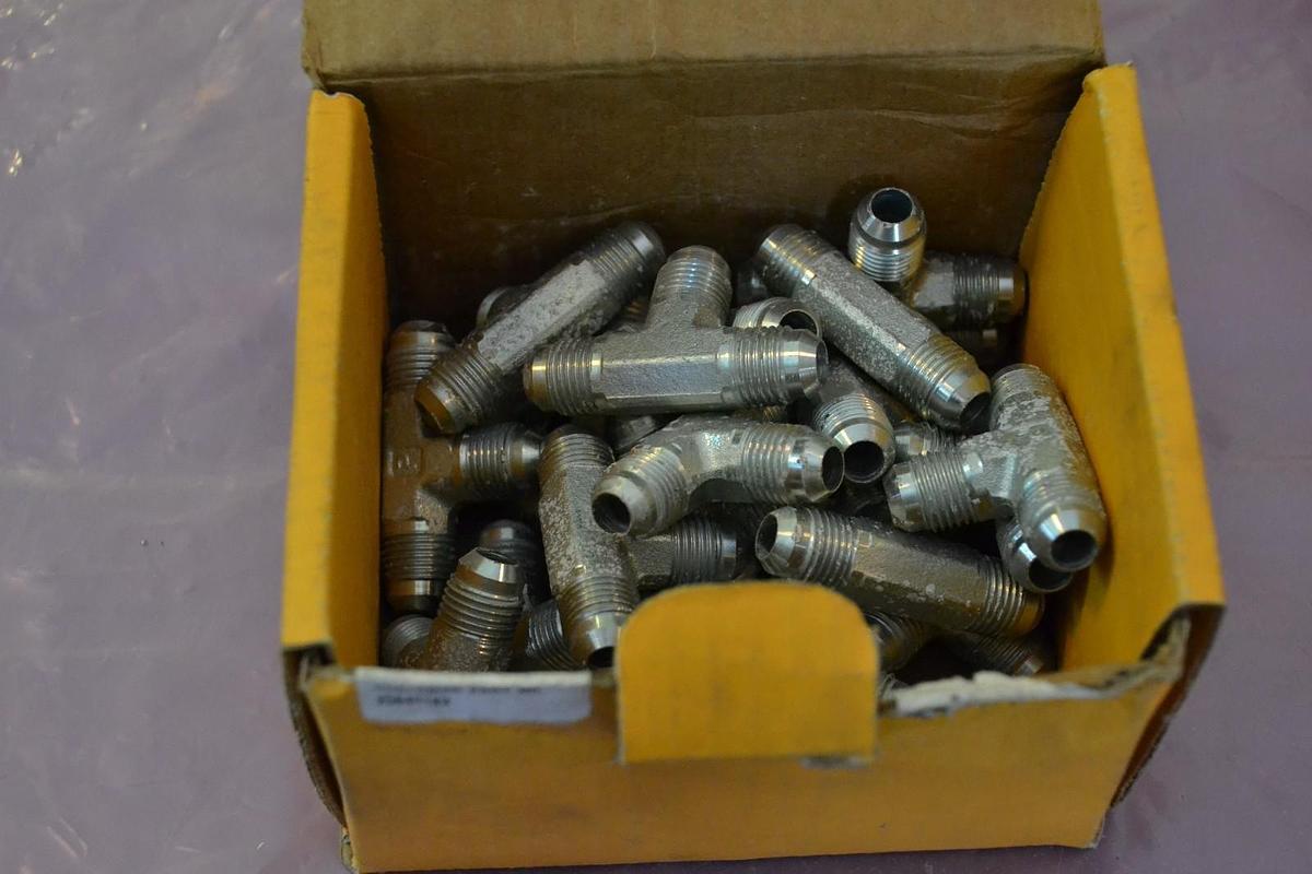 Box of 25 Parker Truplelok-S Union Tee Fitting 6 JTX-S 6JTX-S NEW