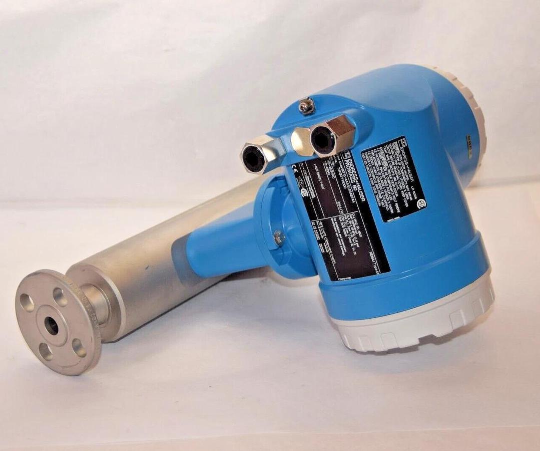 ENDRESS + HAUSER Promass 80F Mass Flowmeter 80F15 80F15-AAASCARAB7AA 1/2"  NEW