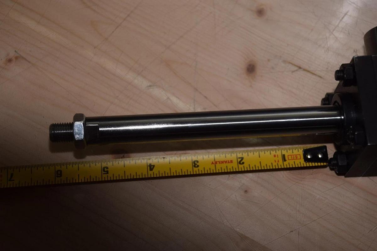 SCHNEIDER SHA-1.5X5 TSA-1.5 PNEUMATIC CYLINDER