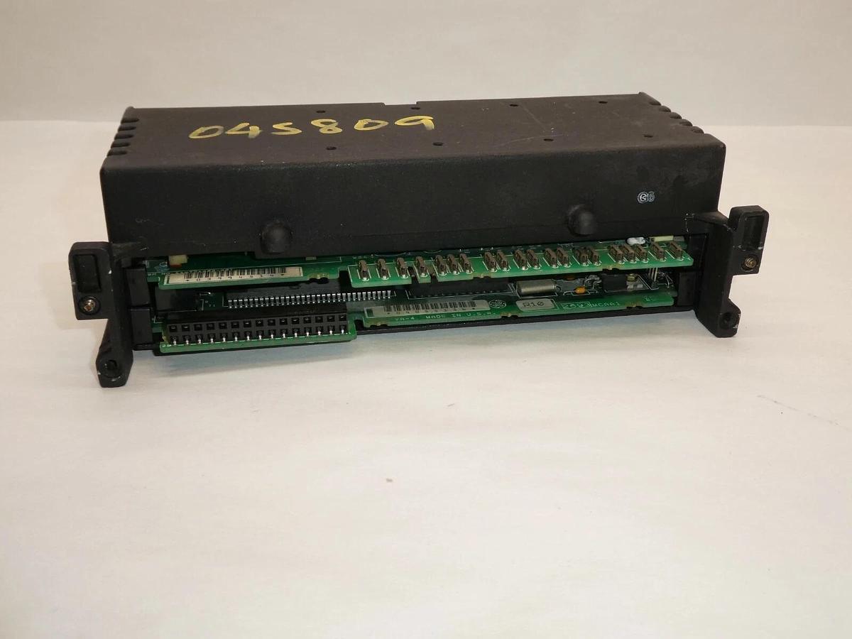 Used GE FANUC IC660EBA100D Electronic Module For I/O Block