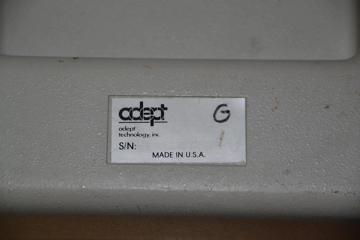 Used ADEPT MODEL 101 ROBOT TEACH MANUAL CONTROL III OPERATOR 3 PENDANT