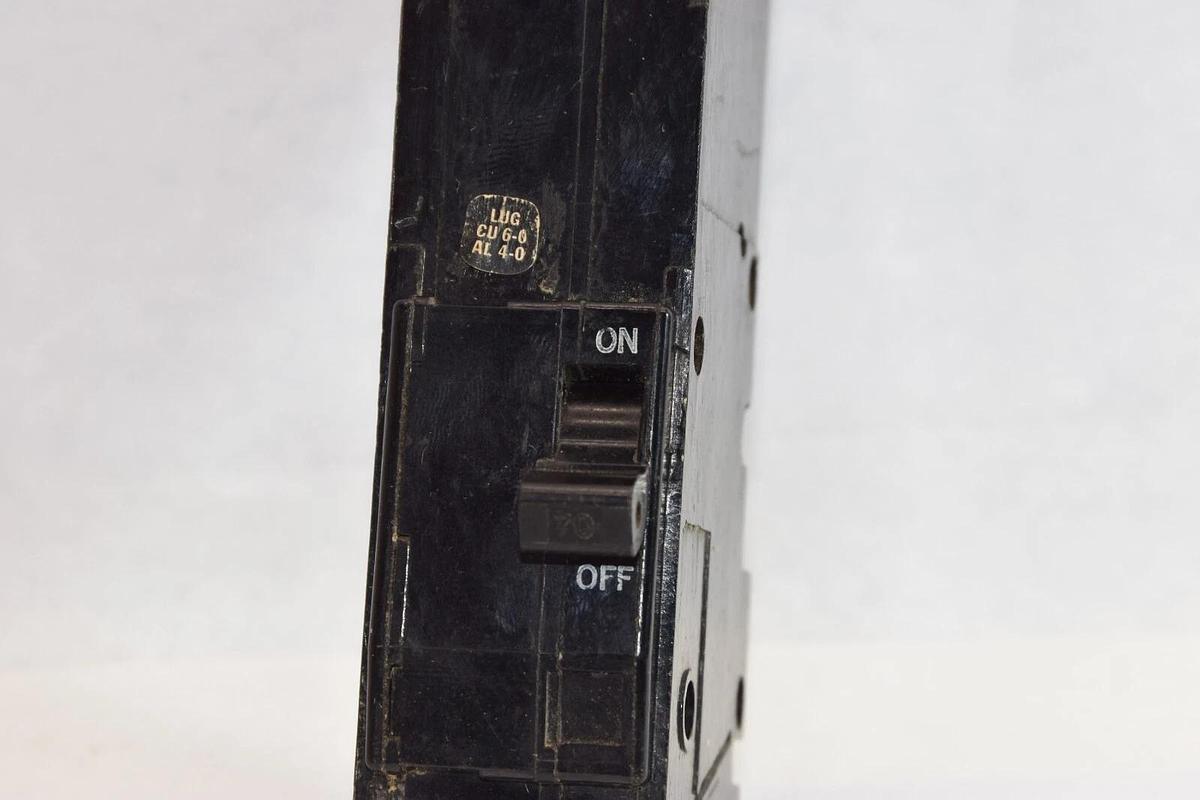 Used SQUARE D Q1270 70A 70 Amp 2P Circuit Breaker