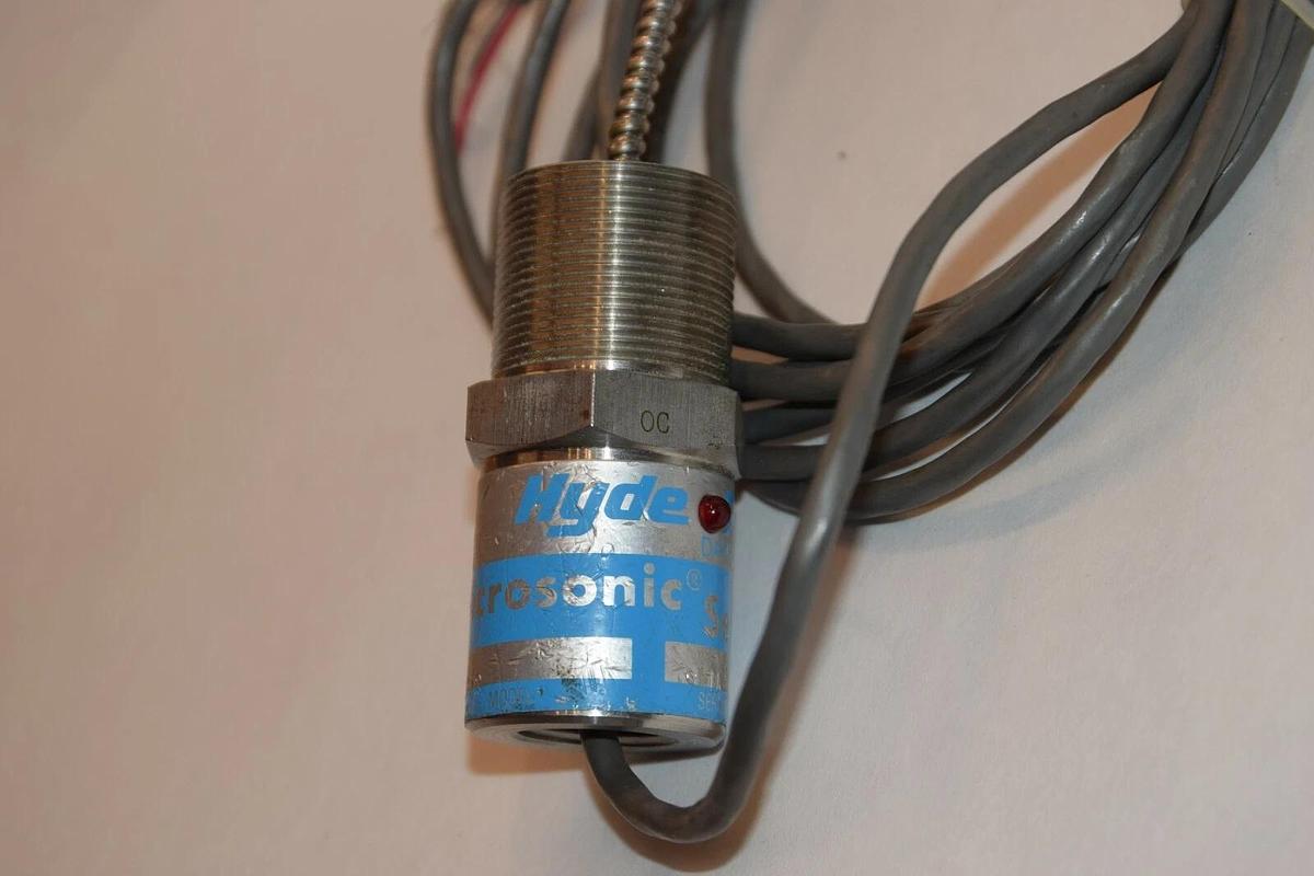 Used Hyde Park CS-12 Microsonic Sensor CS12